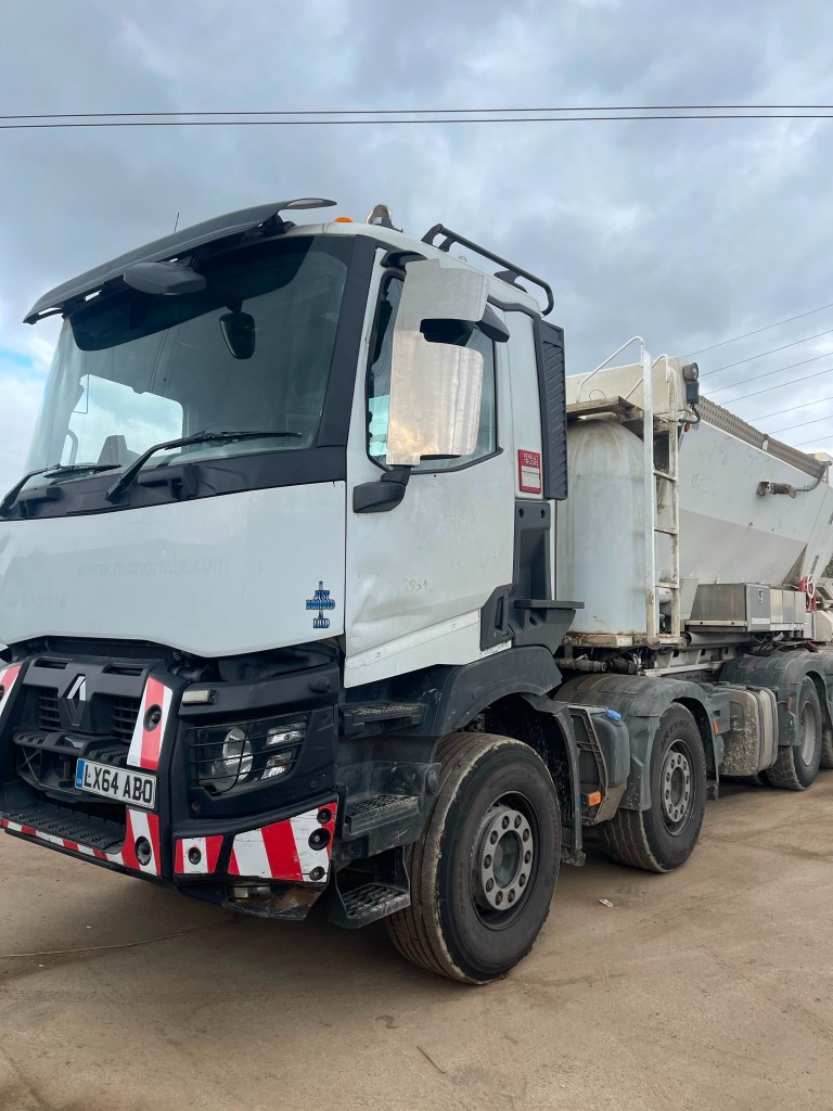 Readymix Concrete Volumetric Mixer Truck Hitchin